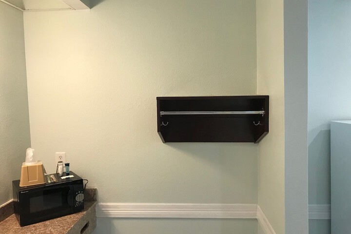 Room 14 of 26