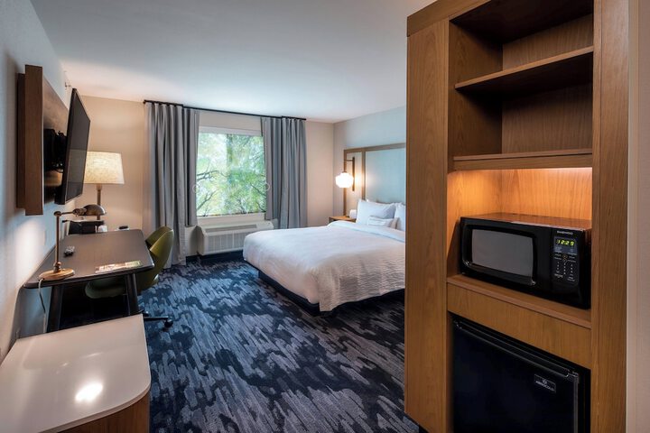 Room 12 of 29