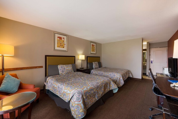 Travelodge by Wyndham Oakley