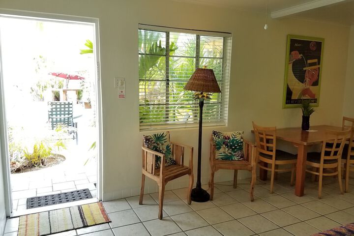 Room 145 of 218