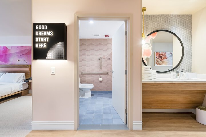 Room 10 of 47