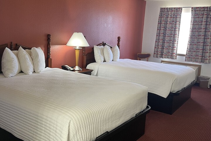 Room 22 of 33