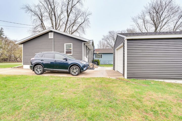 Clear Lake Vacation Home Rental - Pet Friendly!