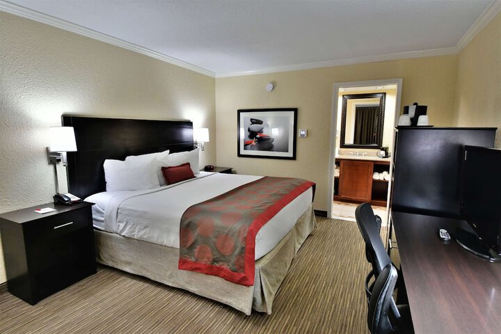 Room 18 of 69