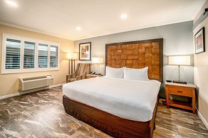 Room 41 of 60