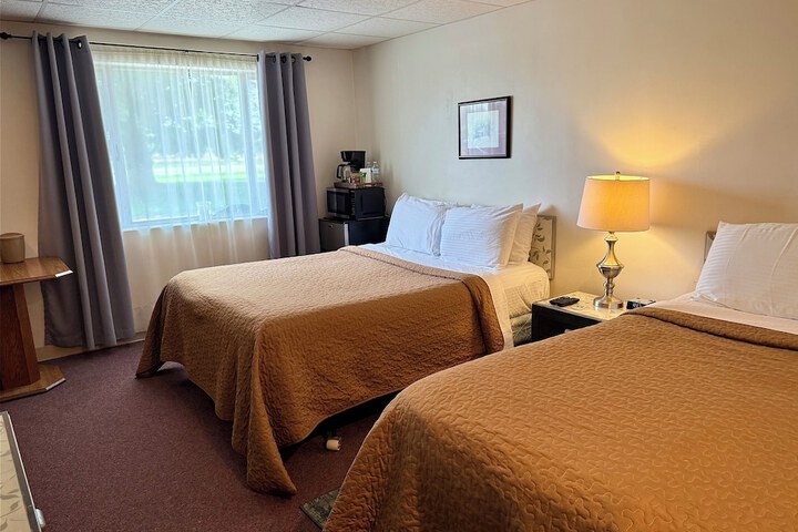 Skaneateles Inn on 20