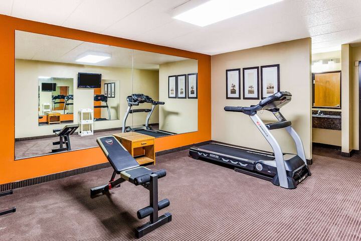 AmericInn by Wyndham Menomonie