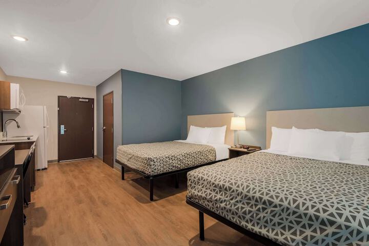 WoodSpring Suites Bellflower - Los Angeles