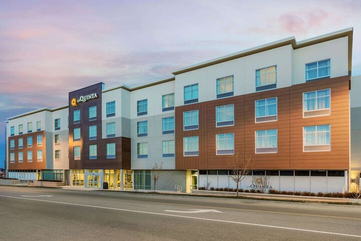 Hotel 4 of 40