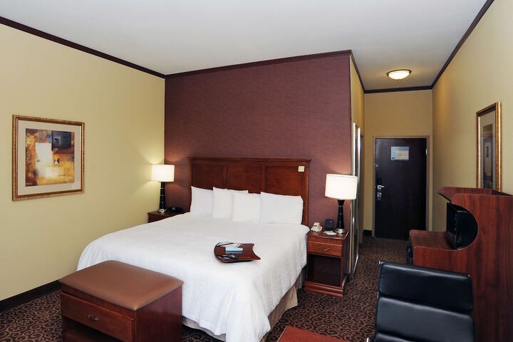 Room 84 of 123