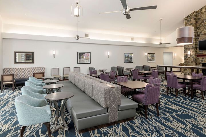 Homewood Suites by Hilton Philadelphia / Mt. Laurel