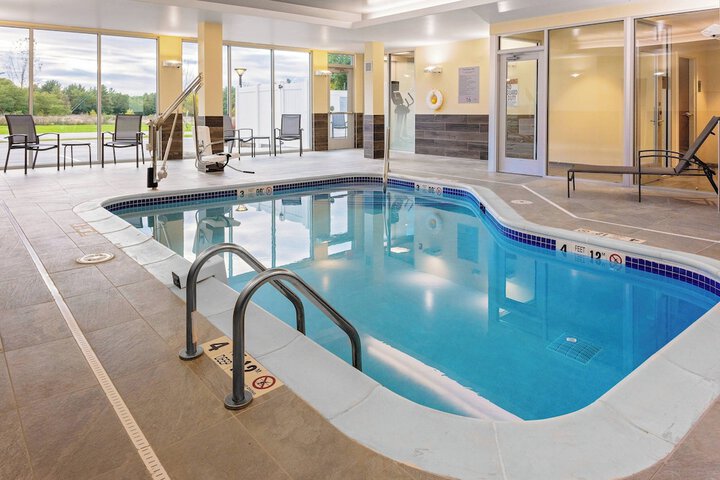 Fairfield Inn & Suites by Marriott Queensbury Glens Falls / Lake George Area