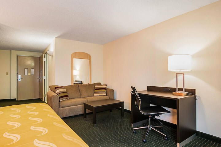 Room 36 of 48