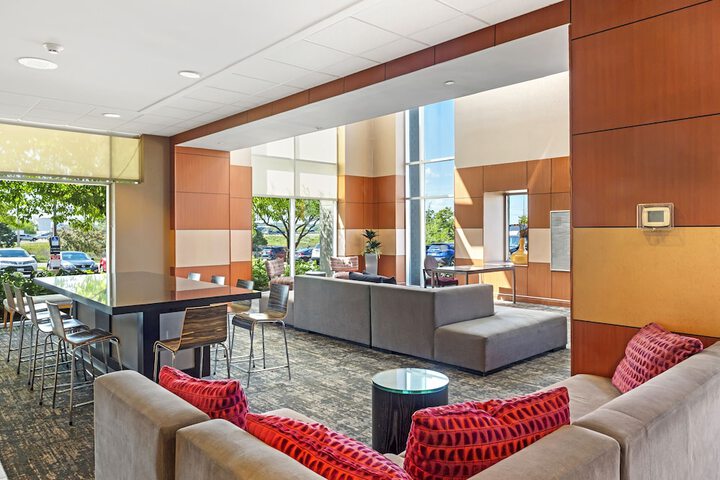 DoubleTree by Hilton Roseville Minneapolis