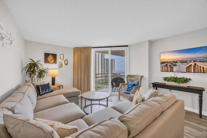 Oceanfront Condo Huge Pools Top Rated Ocean Creek Resort