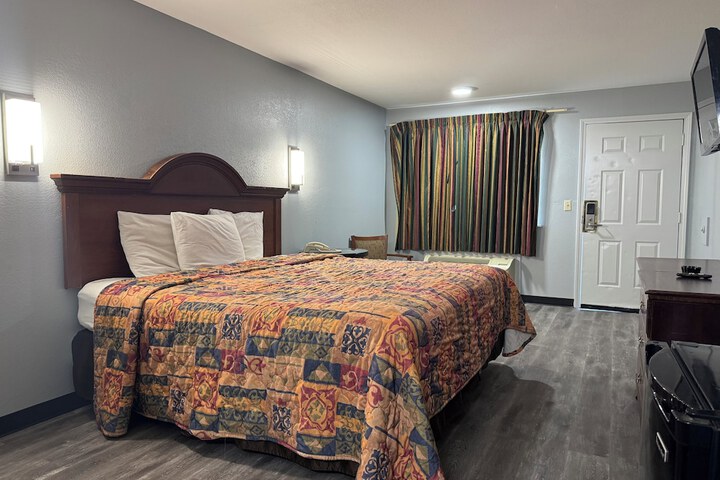Claremore Motor Inn