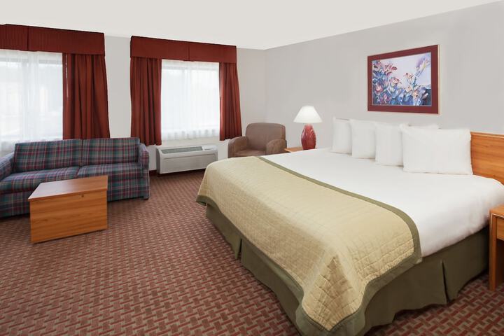 Room 4 of 19