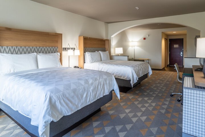 Holiday Inn Hotel & Suites Beaufort at Highway 21 by IHG