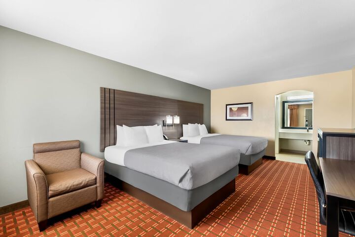 Quality Inn Marshall