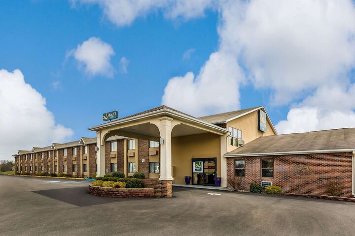 Hotel 3 of 49