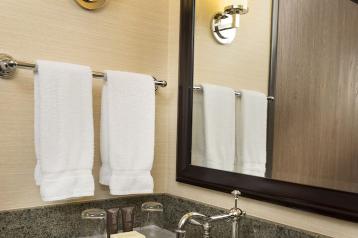Ayres Suites Diamond Bar