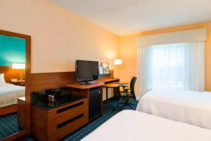 Room 10 of 23