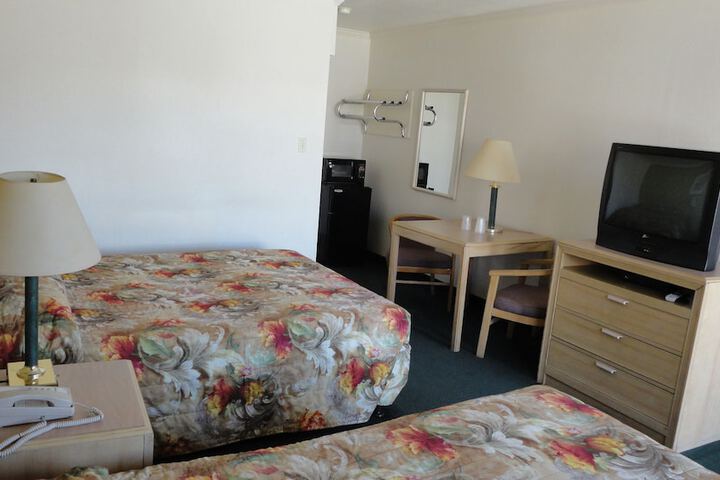 Room 14 of 26