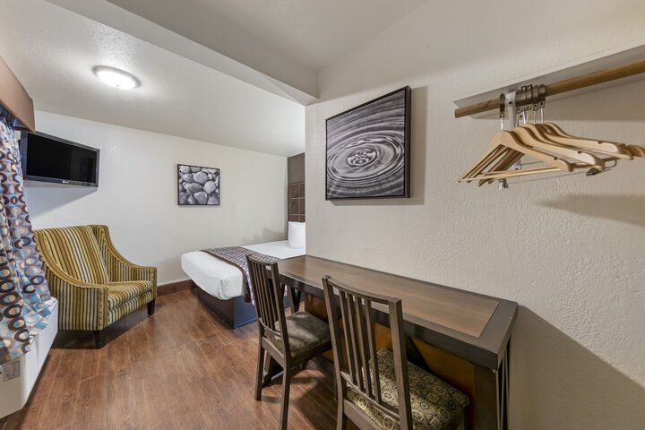 Room 117 of 131