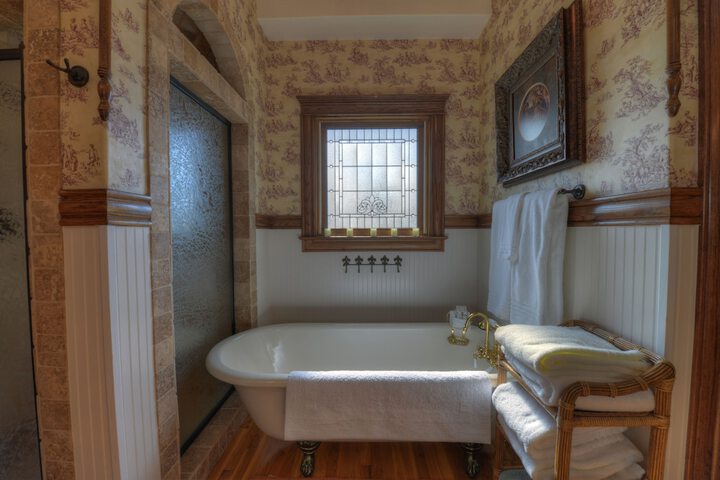 The Victoria B & B
