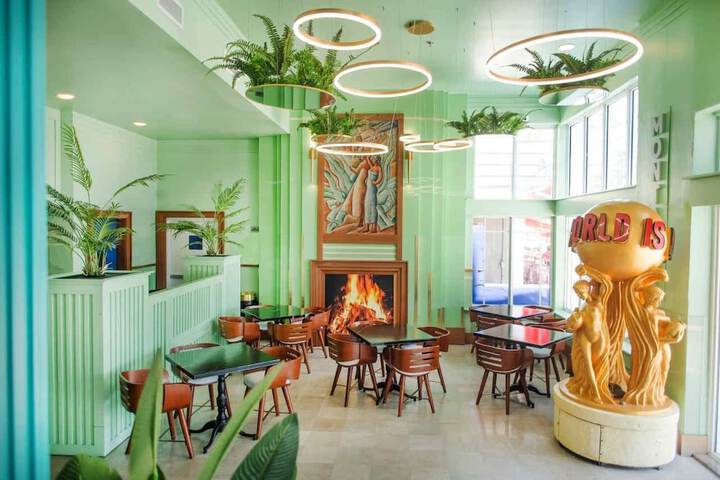 Hotel Interior 11 of 40