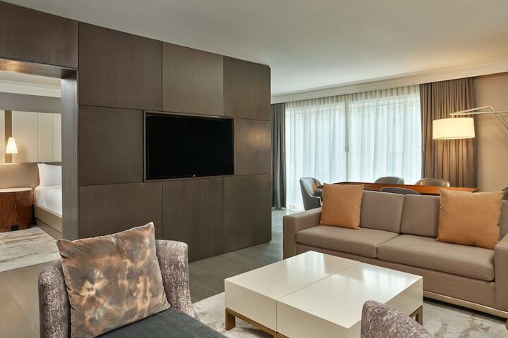 Hotel Crescent Court