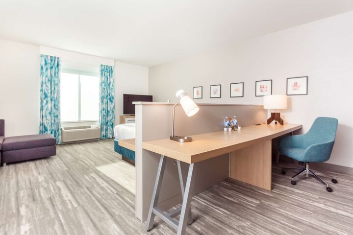 Room 27 of 62