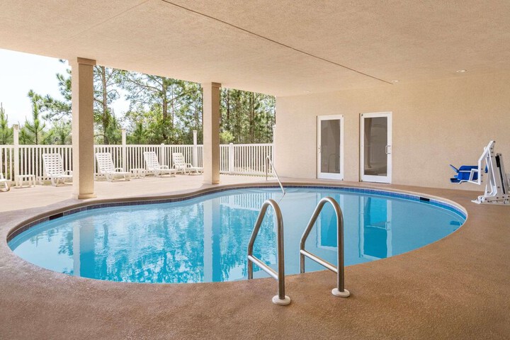 Pool 2 of 29