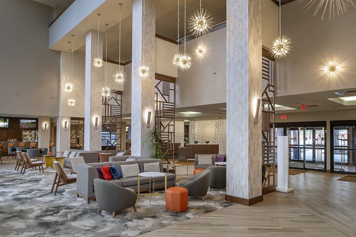 Crowne Plaza St. Louis Airport by IHG