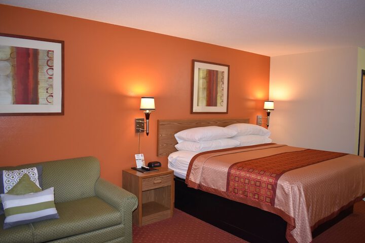 Room 4 of 19