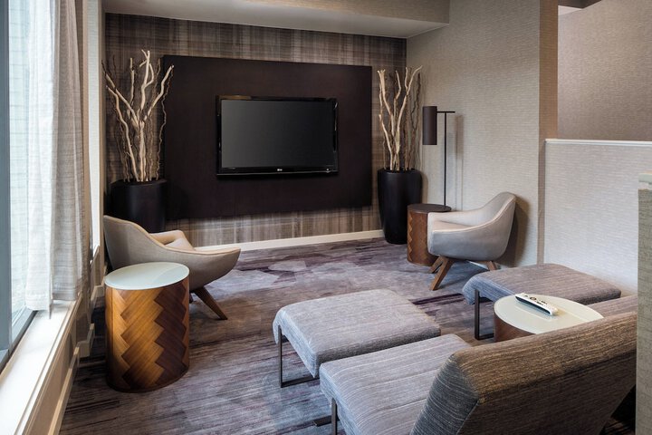 Hotel Interior 11 of 32