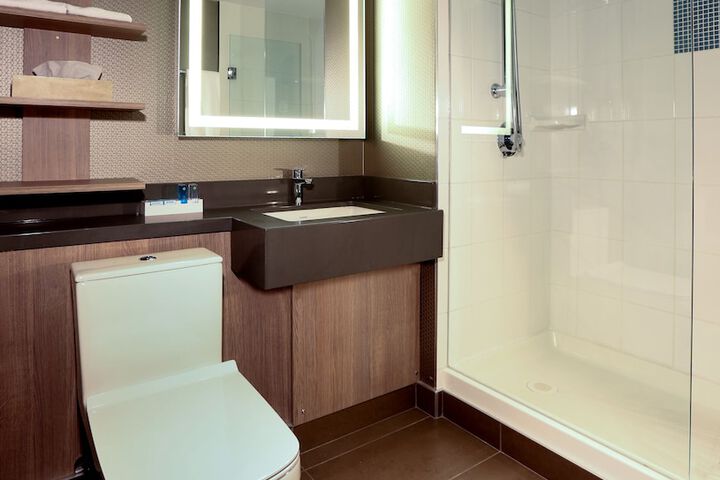 DoubleTree by Hilton Ottawa Downtown