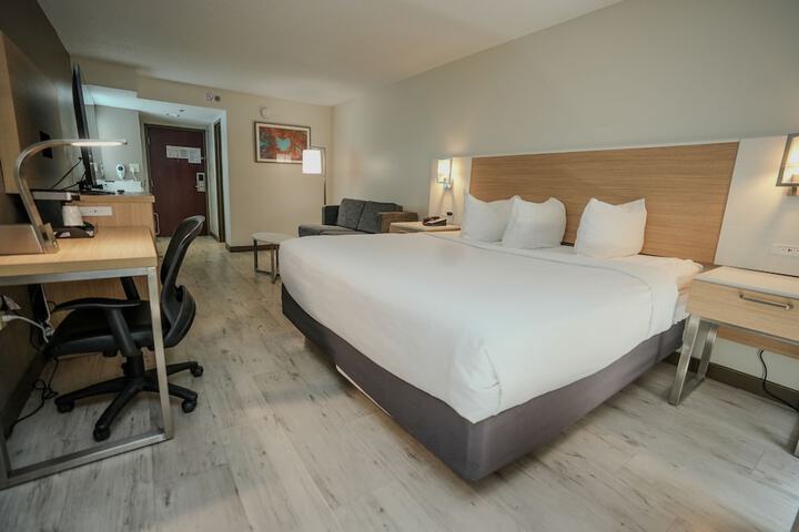 Room 20 of 36