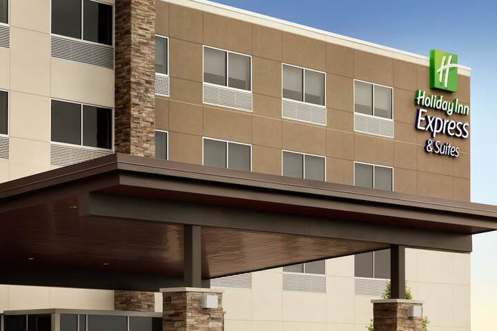 Holiday Inn Express & Suites Heath - Newark by IHG