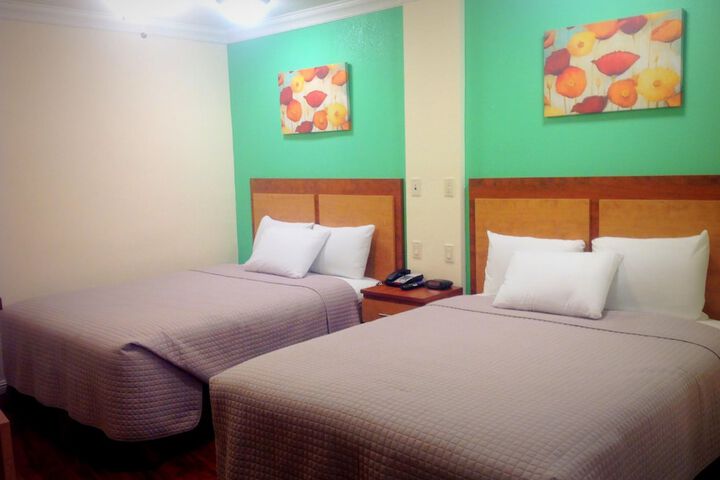 Room 9 of 27