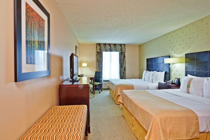 Room 17 of 30