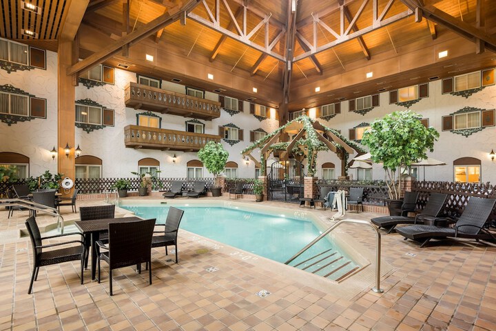 Pool 10 of 53