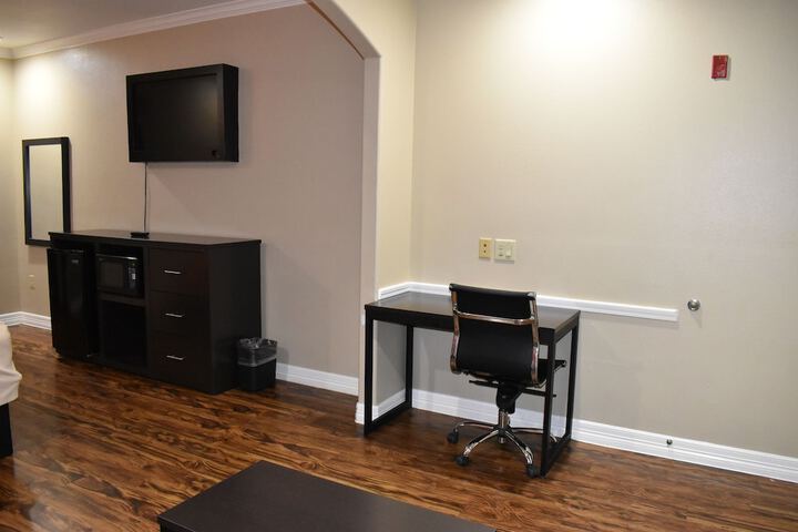 Room 18 of 26
