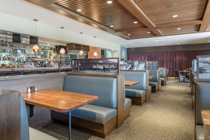 Best Western Premier Boulder Falls Inn