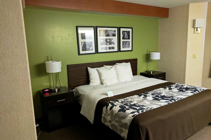 Room 22 of 59