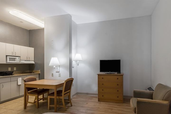 Room 43 of 47