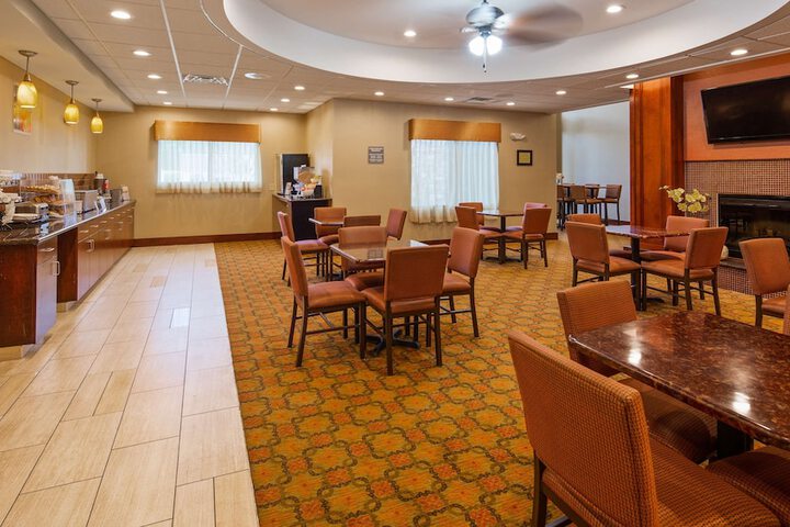 Best Western Plus Finger Lakes Inn & Suites