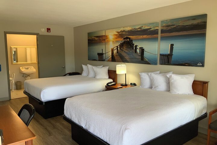Room 13 of 30