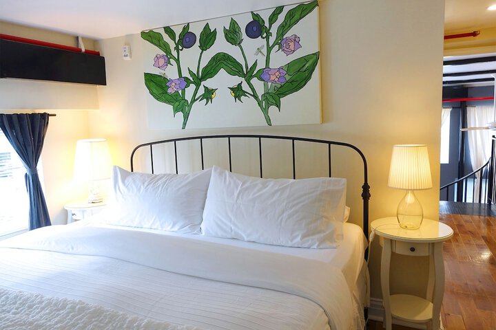 Room 48 of 114