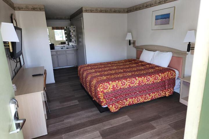 Town House Motel